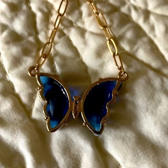 🦋 NEW Butterfly necklace Dark Royal blue purple - Picture 7 of 8